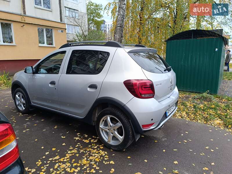 Хэтчбек Renault Sandero StepWay 2018 в Житомире фото 13 Хэтчбек Renault Sandero StepWay 2018 в Житомире