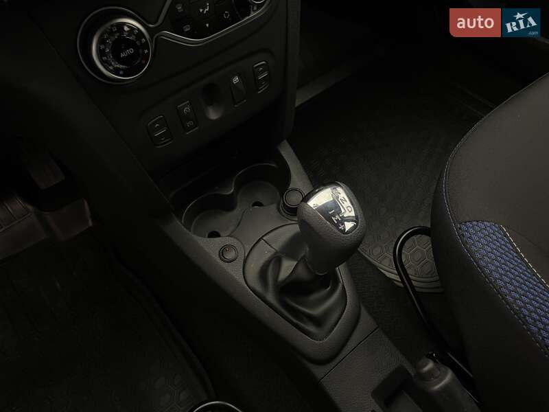 Хетчбек Renault Sandero StepWay 2020 в Києві фото 16 Хетчбек Renault Sandero StepWay 2020 в Києві