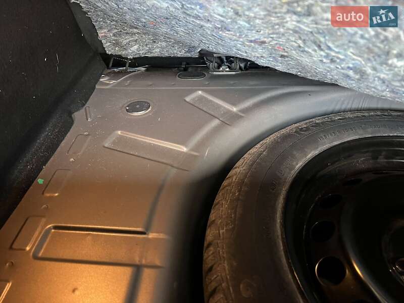 Хетчбек Renault Sandero StepWay 2017 в Миколаєві фото 32 Хетчбек Renault Sandero StepWay 2017 в Миколаєві