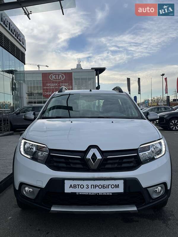Хэтчбек Renault Sandero StepWay 2020 в Киеве фото 3 Хэтчбек Renault Sandero StepWay 2020 в Киеве