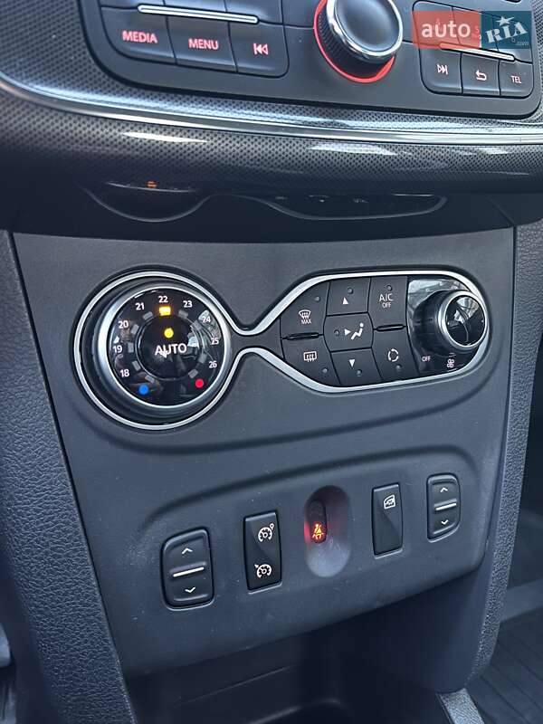 Хэтчбек Renault Sandero StepWay 2021 в Киеве фото 20 Хэтчбек Renault Sandero StepWay 2021 в Киеве