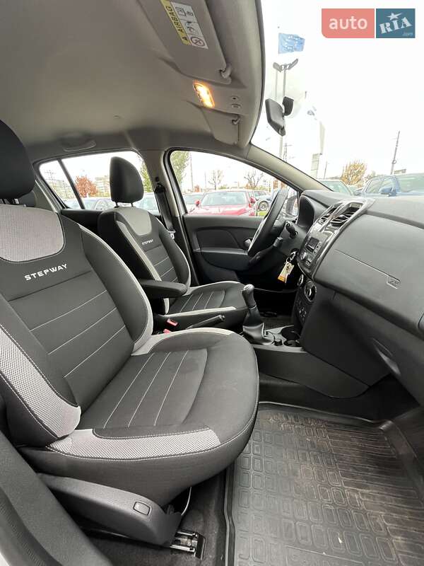 Хэтчбек Renault Sandero StepWay 2020 в Киеве