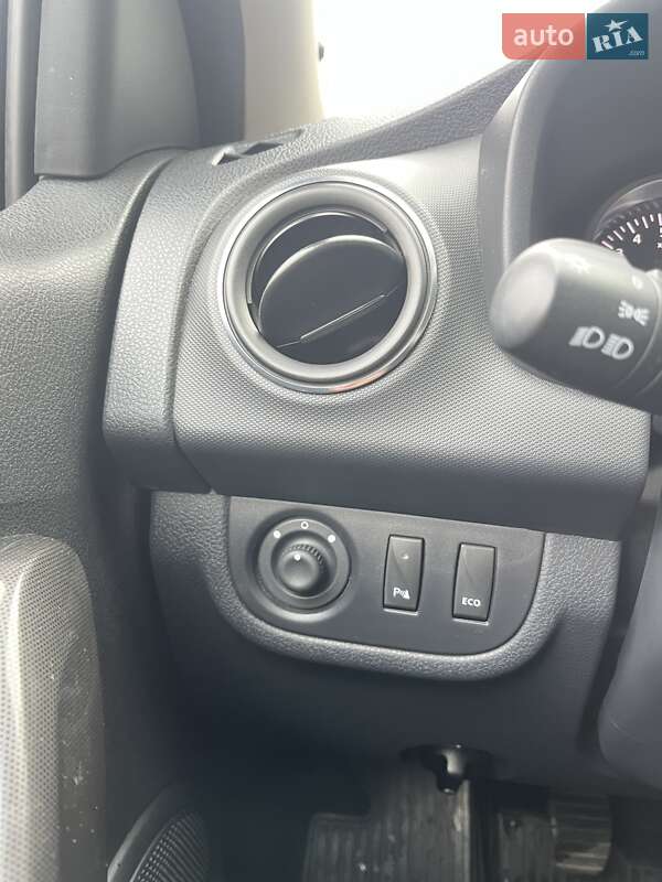 Хэтчбек Renault Sandero StepWay 2020 в Киеве