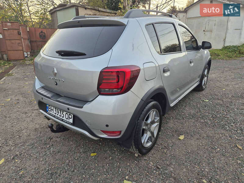 Хэтчбек Renault Sandero StepWay 2021 в Одессе