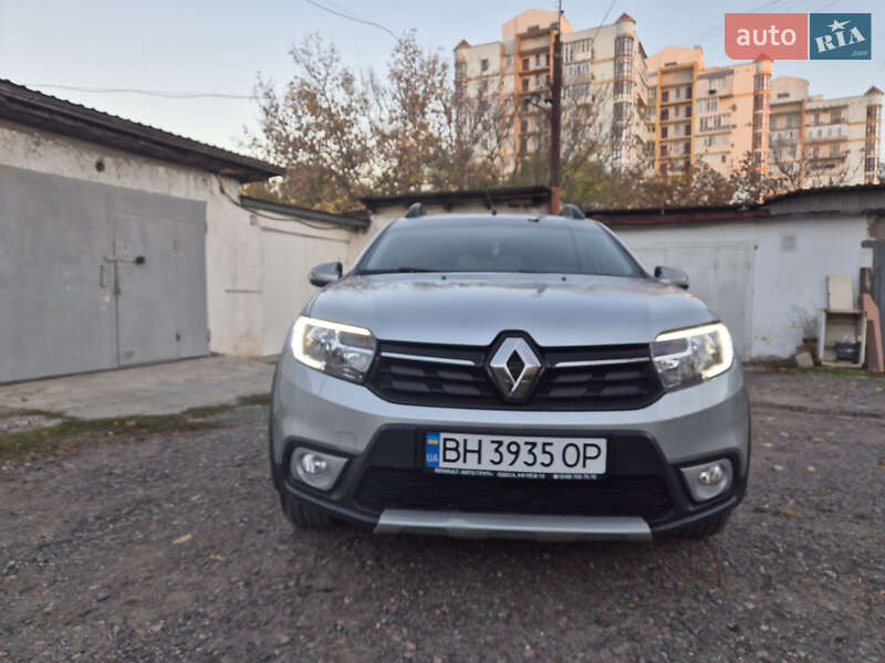 Хэтчбек Renault Sandero StepWay 2021 в Одессе