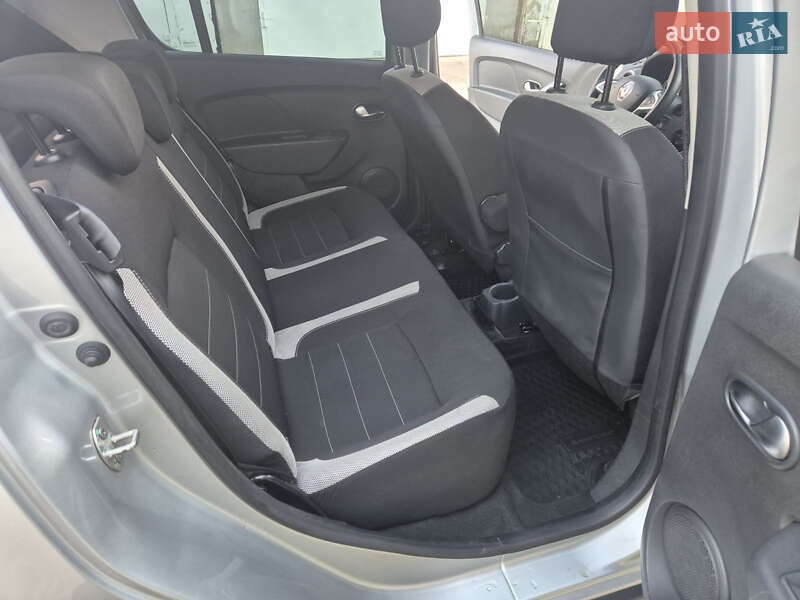 Хэтчбек Renault Sandero StepWay 2021 в Одессе