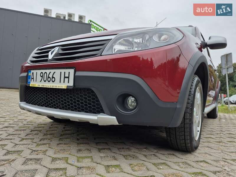 Внедорожник / Кроссовер Renault Sandero StepWay 2012 в Киеве