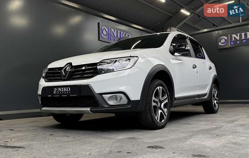 Хэтчбек Renault Sandero StepWay 2020 в Киеве