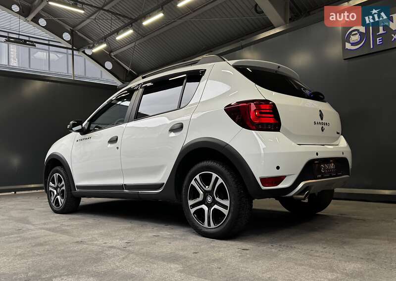 Хэтчбек Renault Sandero StepWay 2020 в Киеве