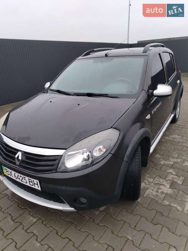 Позашляховик / Кросовер Renault Sandero StepWay 2012 в Хмельницькому