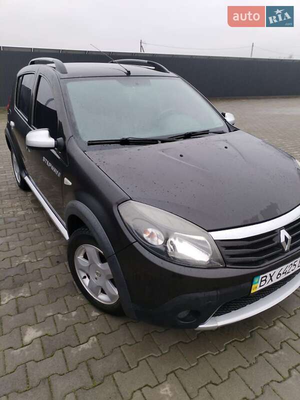Позашляховик / Кросовер Renault Sandero StepWay 2012 в Хмельницькому