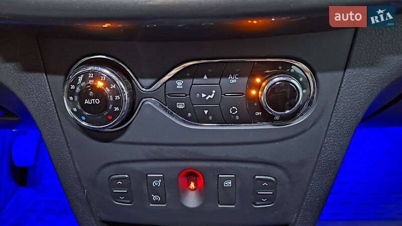 Хэтчбек Renault Sandero StepWay 2016 в Тернополе фото 23 Хэтчбек Renault Sandero StepWay 2016 в Тернополе