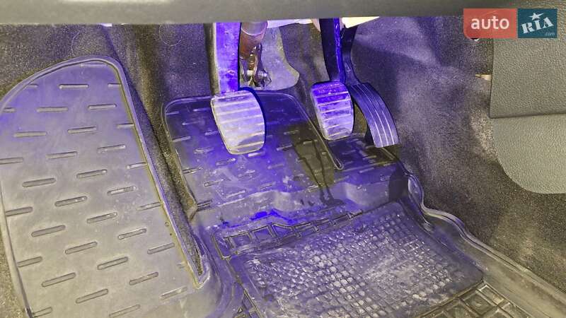 Хэтчбек Renault Sandero StepWay 2016 в Тернополе фото 43 Хэтчбек Renault Sandero StepWay 2016 в Тернополе