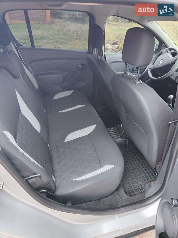 Позашляховик / Кросовер Renault Sandero StepWay 2015 в Кролевці