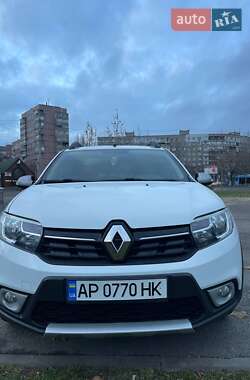 Хэтчбек Renault Sandero StepWay 2017 в Днепре