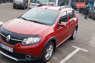 Позашляховик / Кросовер Renault Sandero StepWay 2014 в Житомирі