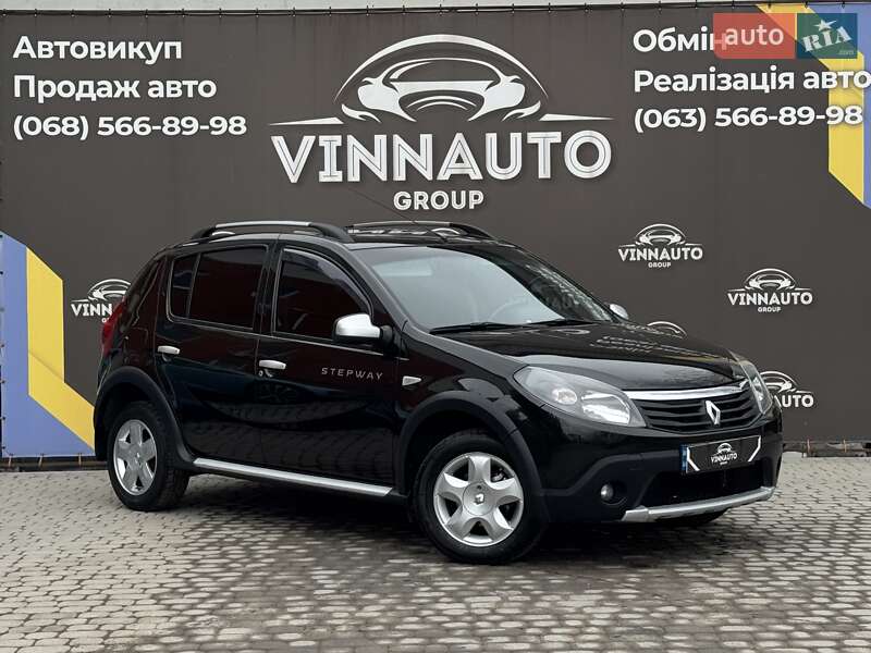 Renault Sandero StepWay 2012