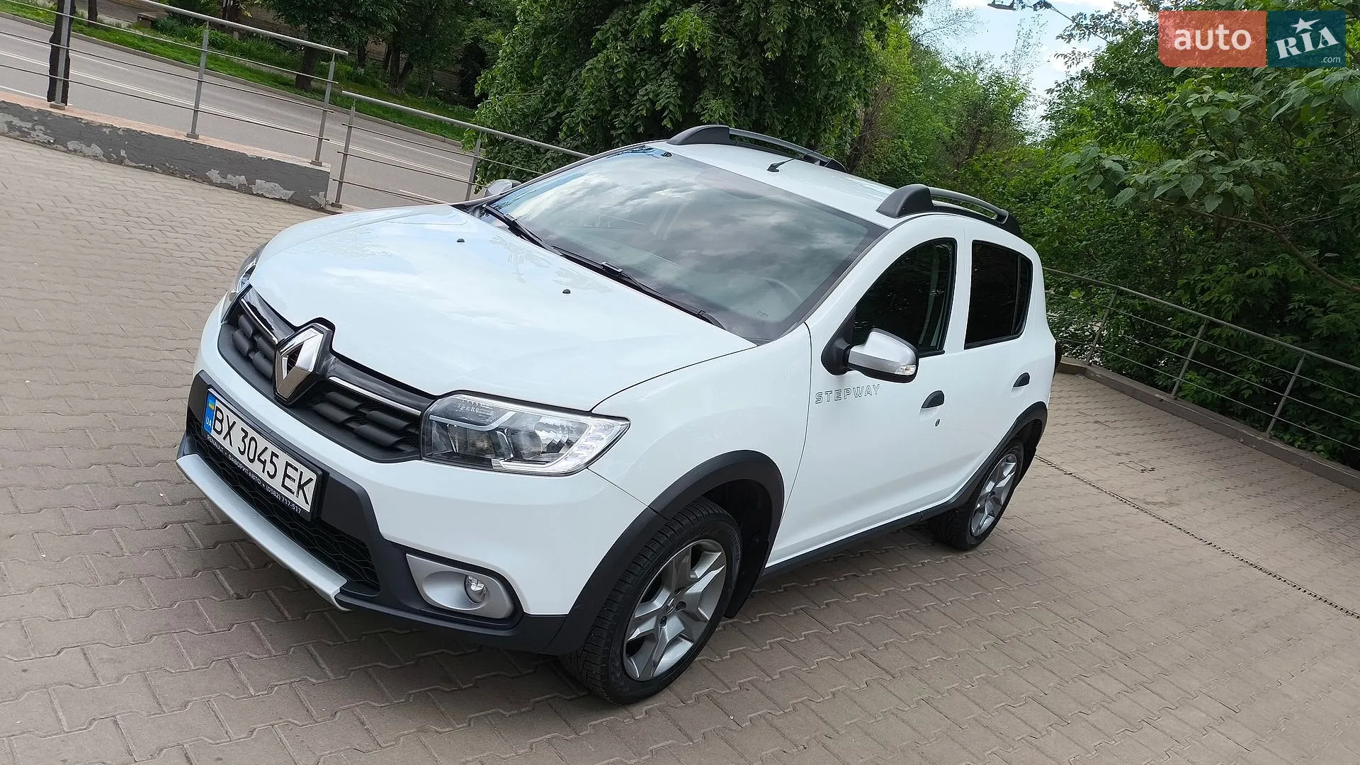 2020 Renault Sandero - фото 1
