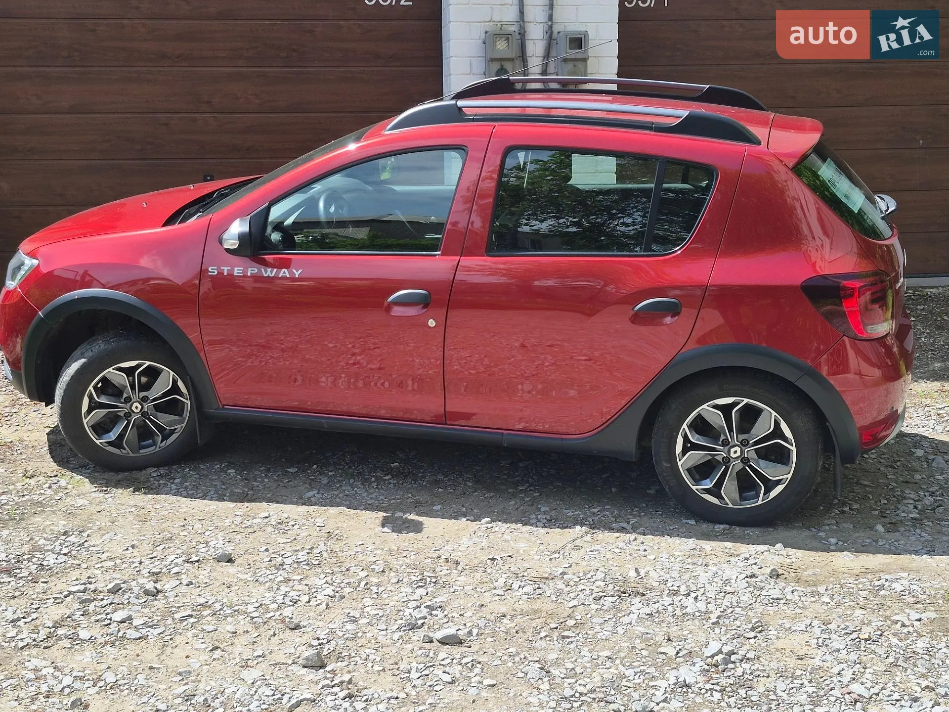 2017 Renault Sandero - фото 1