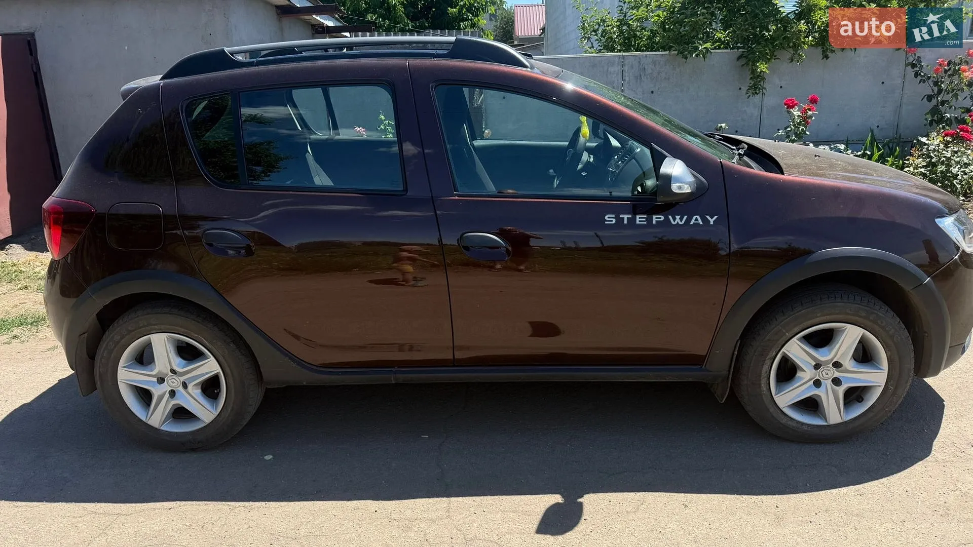 Renault Sandero StepWay 2017 VIN VF15SRCLC57778089 фото оголошення 3 з 5