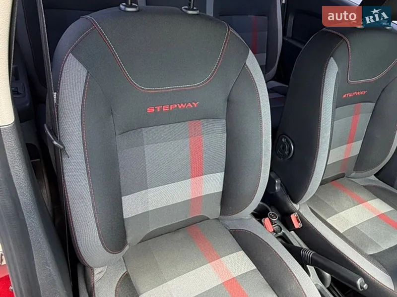 Renault Sandero StepWay 2019 VIN VF15SRCLC63134615 фото оголошення 28 з 77