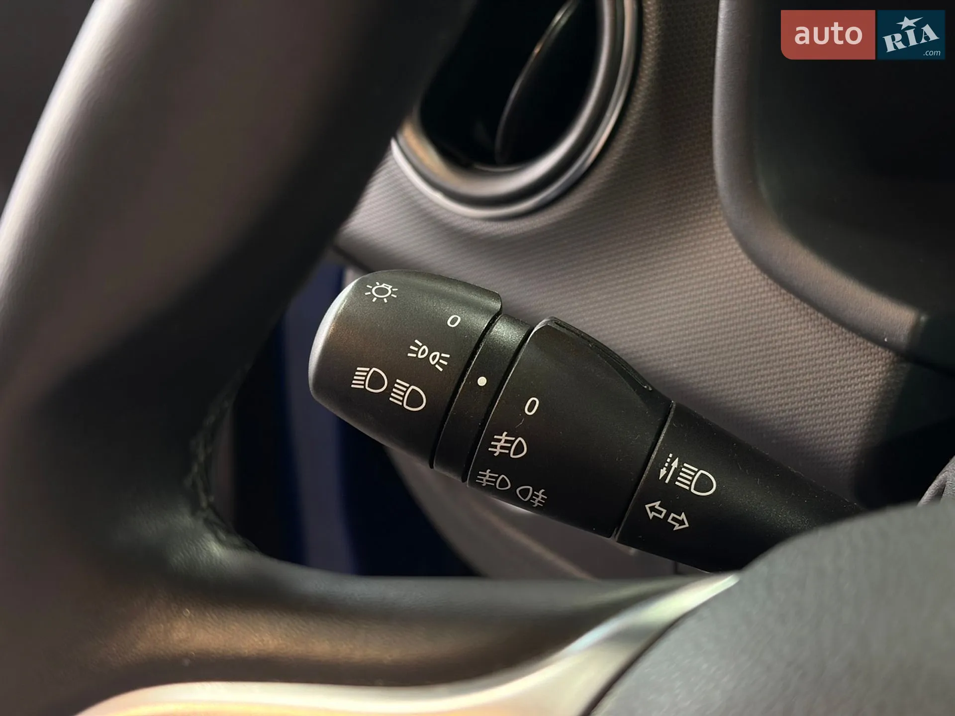 2020 Renault Sandero - мініатюра 12