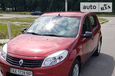 Renault Sandero 2012