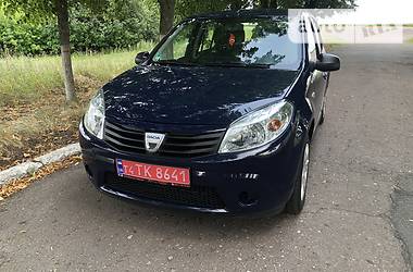 Хэтчбек Renault Sandero 2010 в Сумах