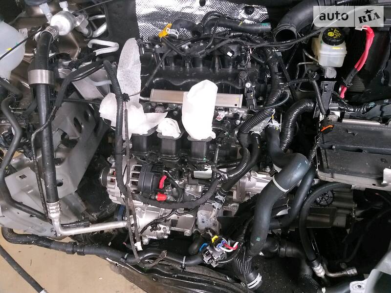 Хетчбек Renault Sandero 2019 в Ужгороді фото 12 Хетчбек Renault Sandero 2019 в Ужгороді