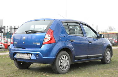 Хэтчбек Renault Sandero 2010 в Николаеве