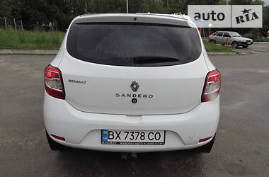 Хэтчбек Renault Sandero 2014 в Каменец-Подольском