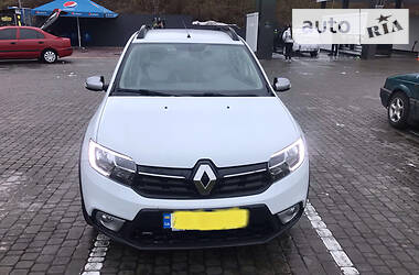 Хэтчбек Renault Sandero 2017 в Харькове