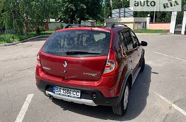 Хетчбек Renault Sandero 2012 в Кропивницькому