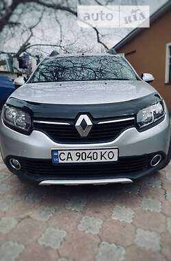 Renault Sandero 2014