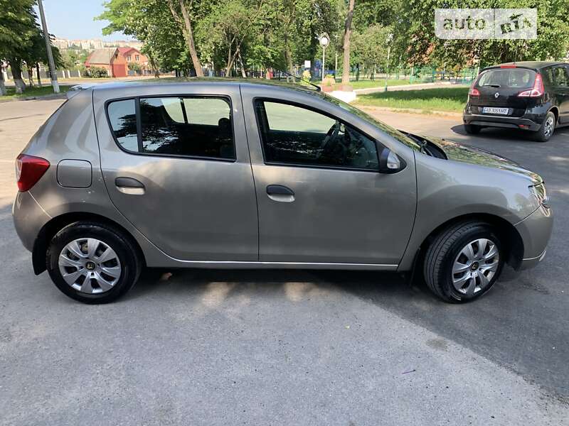 Хетчбек Renault Sandero 2014 в Вінниці