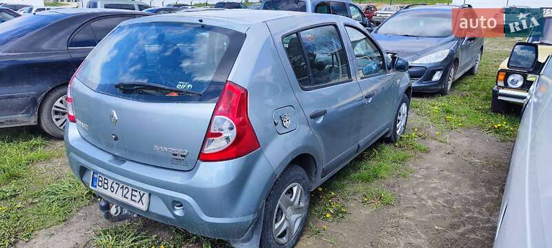 Хетчбек Renault Sandero 2010 в Львові
