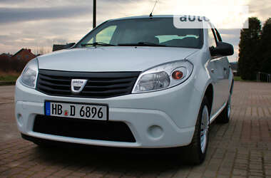 Хэтчбек Renault Sandero 2009 в Дрогобыче