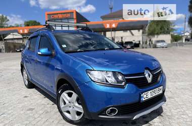 Внедорожник / Кроссовер Renault Sandero 2013 в Черновцах