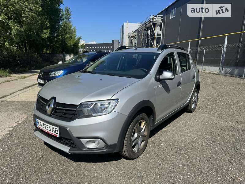 Хэтчбек Renault Sandero 2018 в Киеве