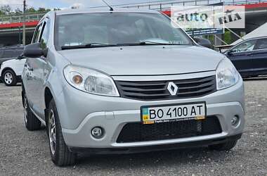 Хэтчбек Renault Sandero 2011 в Тернополе