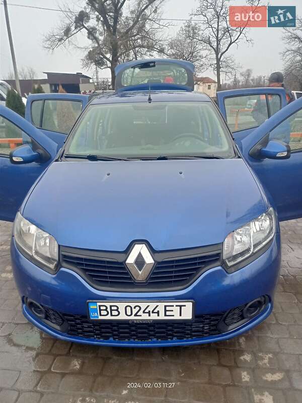 Хетчбек Renault Sandero 2013 в Новомосковську