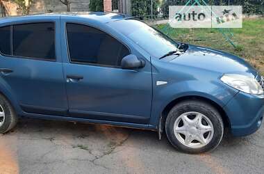 Хэтчбек Renault Sandero 2010 в Тульчине