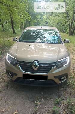 Хэтчбек Renault Sandero 2020 в Яготине