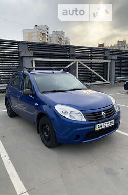 Хэтчбек Renault Sandero 2009 в Киеве