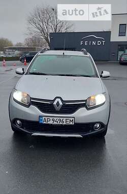 Хетчбек Renault Sandero 2013 в Ворзелі