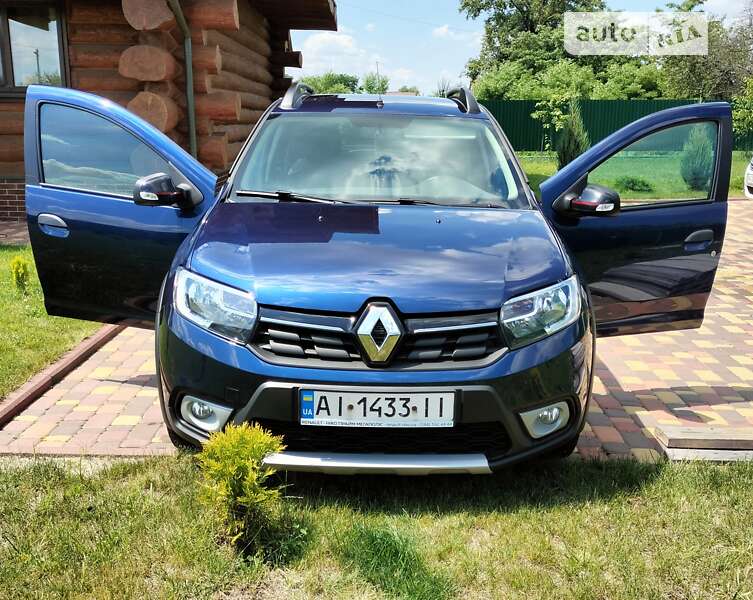 Хэтчбек Renault Sandero 2019 в 