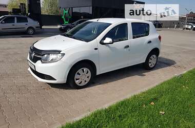 Renault Sandero 2014