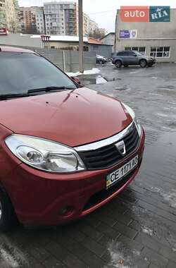 Хэтчбек Renault Sandero 2009 в Черновцах