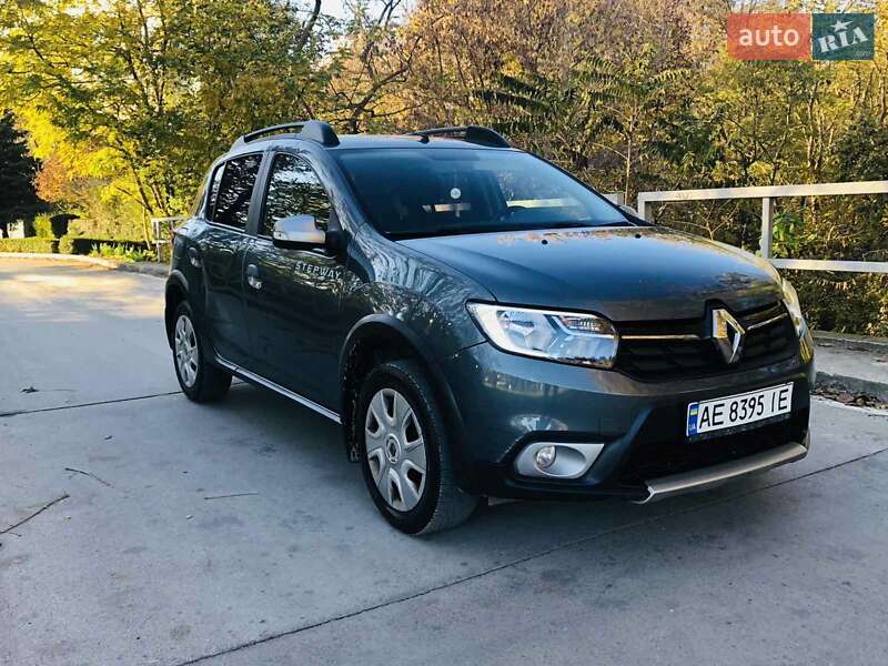 Хетчбек Renault Sandero 2017 в Роздільній