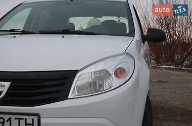 Хетчбек Renault Sandero 2009 в Дрогобичі